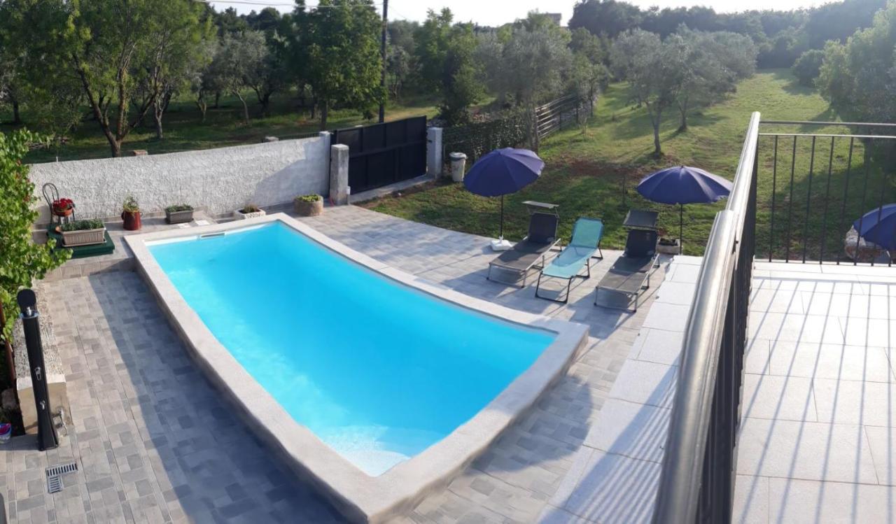 Holiday Home Dioniza Vodnjan Kültér fotó